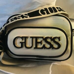 Guess brand new cream crossbody bag and coin purse